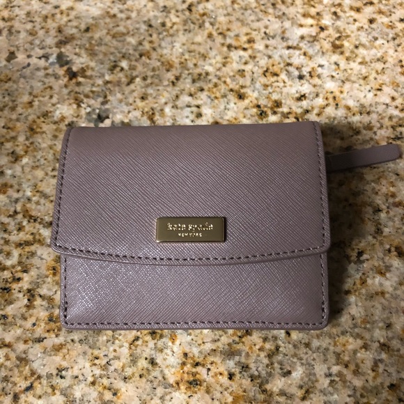 kate spade petty laurel way wallet